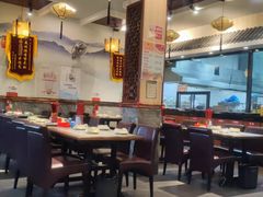 大堂-华盛园卷子王农家菜水库鱼