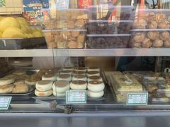 面包甜点陈列柜-护国寺小吃(新街口店)