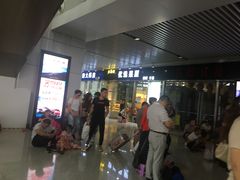 等位区-星巴克(重庆火车北站北广场II店)