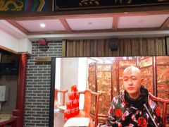 -辣莊重庆老火锅(威海高铁站韩乐坊店)
