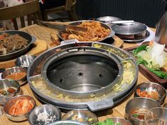 -姜虎东白丁烤肉(虹桥天地店)