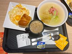 火腿公仔面加煎双蛋鲜油餐包-大家乐(广州宝岗店)