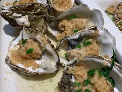 蒜蓉蒸生蚝-琼大师东方烤乳猪(亚特兰蒂斯店)