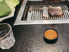 -臻牛烤肉