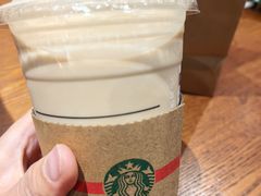 -星巴克臻选(上海合生汇1F店)