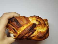 -沁屋面包店(人民东路店)