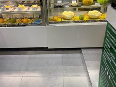 面包甜点陈列柜-猫王榴莲世家(三里屯SOHO商场店)