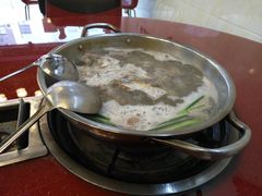 -老石黑山羊毛驴肉火锅(金凯广场店)