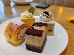 -小鱼小牛·鱼牛干锅·脆鱼火锅(世欧广场店)