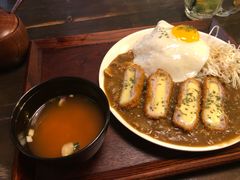 芝士猪排黄米饭-金龙咖喱