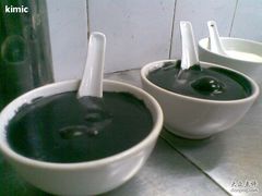 芝麻糊汤丸-沙湾姜埋奶(兴新包店)