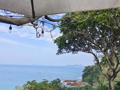 -美人鱼悬崖海景餐厅(鹿嘴山庄店)