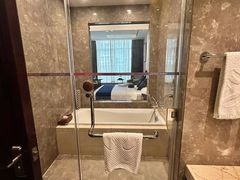 -蓝蔻酒店(深圳东站布吉万象汇店)