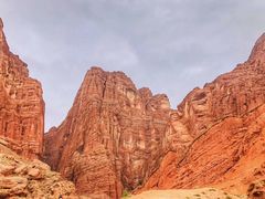 -天山神秘大峡谷