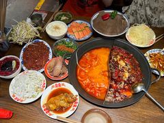 -萍姐火锅·公路夜市(武汉首店)