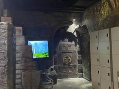 -暴风岛沉浸式体验馆(百联世纪店)