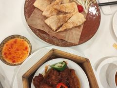 -亚洲国际大酒店·云顶阁旋转自助餐厅