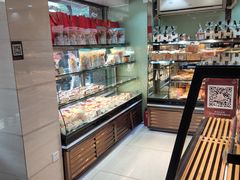面包甜点陈列柜-长乐饼屋(荔湾店)