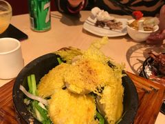 港式石锅蟹粉小笼包-避风塘(宝山万达店)