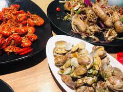 -沪小胖小龙虾(淮海中路旗舰店)