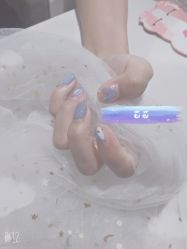 -Yue color 悦彩美甲美睫工作室