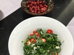 -红鼎豆捞·非遗鲍皇汤火锅(宝丰路店)