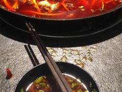 -渝涯重庆豆花老火锅(中赢国际店)