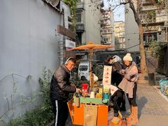 -泡桐树街