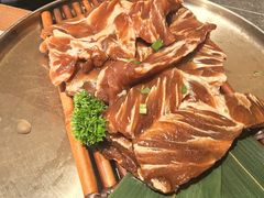 -草家酱蟹炭火烤肉店(珲春南路一店)