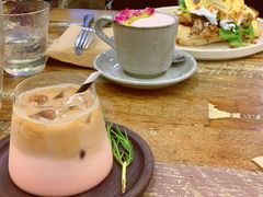 -FLOVIE FLORIST CAFE