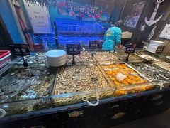 -领鲜活海鲜榴莲自助火锅(东门店)