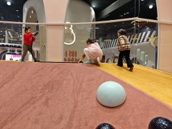 -奈尔宝家庭中心·亲子餐厅(鄞州万达店)