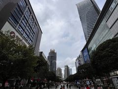 -观音桥步行街