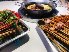 -钢管厂五区小郡肝串串香(奥克斯广场锦城万达店)