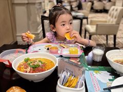 -安吉银润锦江城堡酒店(Hello Kitty主题乐园店)