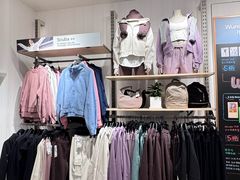 -lululemon(万象城店)