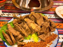 手抓牛肉-卡万金特色藏餐