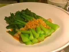 油渣生炒菜心-桂满陇天书(南京德基旗舰店)