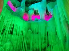 -芦芽山旅游度假区