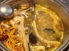 -一席地·本地鸡窝·杭帮鸡火锅(萧山银隆百货店)