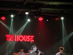 -TZ House音乐现场(茅台店)