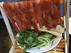 吊烧肉卷饼-我去·春饼文化主题餐厅(国定路总店)
