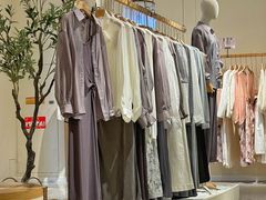 -王府井奥莱临潼小镇(临潼店)