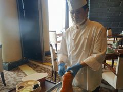 -粤尚腾香居中餐厅(首都机场希尔顿店)