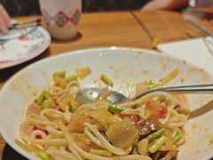 -天山集市(和家乐广场店)