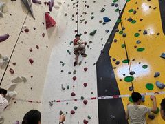 -问山MountQuest攀岩馆