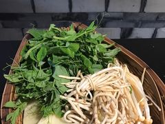 -楠柏弯休闲山庄(梨花溪店)