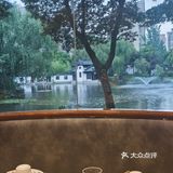 菜品口味很无锡，本地人表示满意