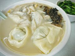小份黄鱼面加馄饨-明呈黄鱼面馆(斜土路店)