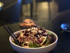 -wineapp葡萄酒餐吧(外滩金融中心店)